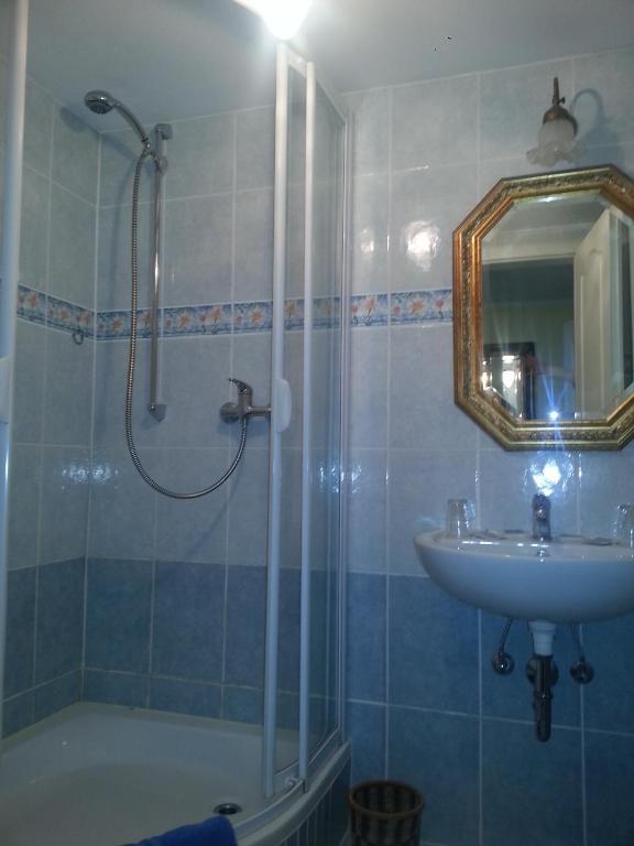 Hotel Drei Kronen Tecklenburg Oda fotoğraf